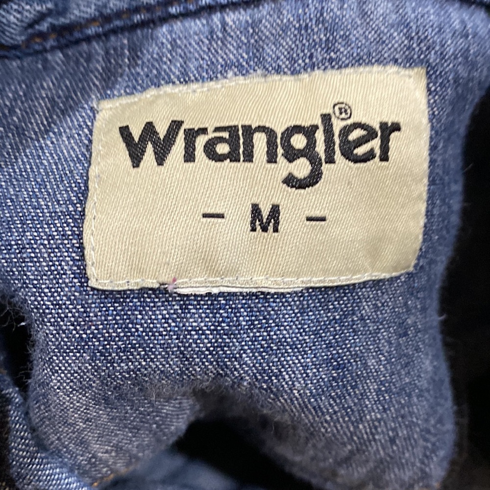 Kids medium wrangler denim shirt with snap buttons (551/1) - Picture 8 of 11
